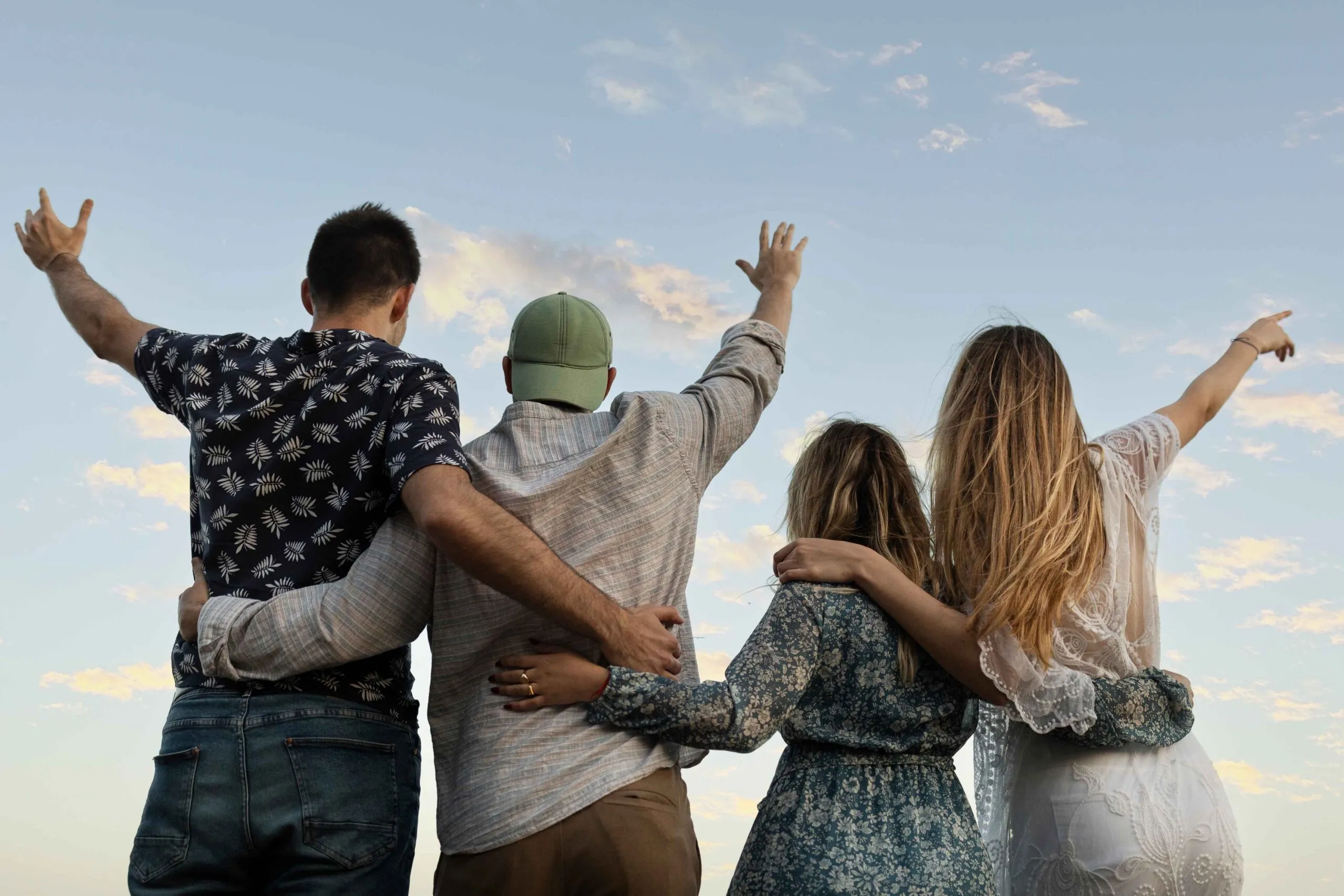 How to View Close Friends on Instagram Anonymously